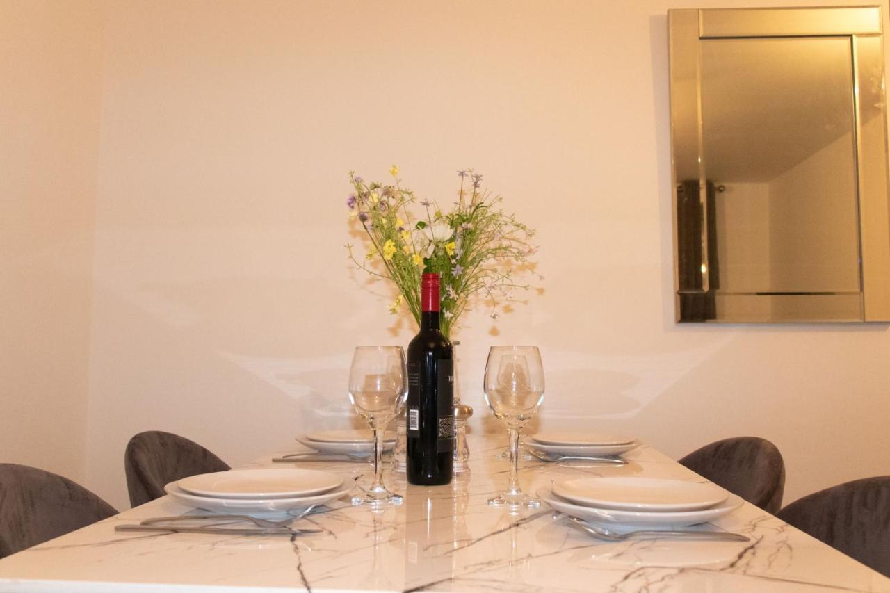 Livestay-Modern Apartment Minutes Away From Heathrow 斯劳 外观 照片